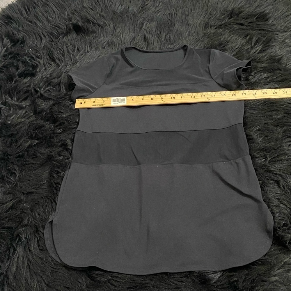 Fabletics Ladies Pull Over ActiveWear Shirt Black, Some Sheer Short Sleeve SZ XS - Picture 13 of 14